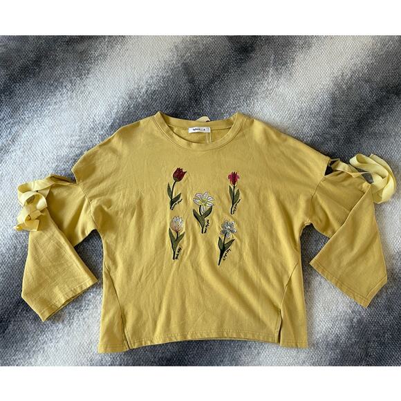 believe.. Sweaters - Believe... Floral Embroidered 3/4 Sleeve Cut Out Arm Tie Yellow Sweater Size XL